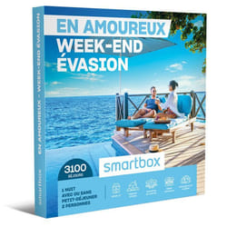 Coffret Cadeau SMARTBOX - En amoureux - Week-end évasion - 1 nuit avec ou sans petit-déjeuner pour 2 personnes