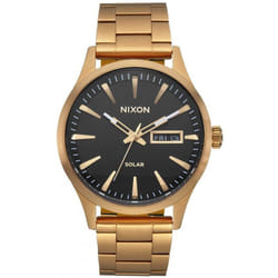 Montre sentinelle solaire en acier inoxydable Nixon