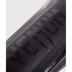 Venum EU- -1394-Black-M Boxe et arts martiaux Protège tibia et coup de pied