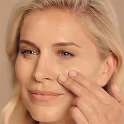Max Factor Miracle Touch 070 Natural 12ml - Vue supplémentaire 4