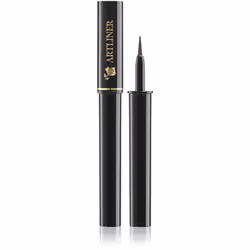 L’eyeliner Lancôme Hypnôse Artliner souligne et accentue chaque maquillage