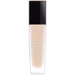 Le fond de teint Lancôme Teint Miracle illumine la peau fatiguée, l’hydrate et unifie le teint. Votre visage présente ainsi u ...