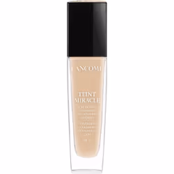 Le fond de teint Lancôme Teint Miracle illumine la peau fatiguée, l’hydrate et unifie le teint. Votre visage présente ainsi u ...