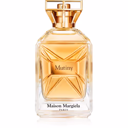 Ce qui fait la magie de ce parfum, c’est qu’il est adapté aussi bien aux hommes qu’aux femmes. Chacun y trouve son bonheur, e ...