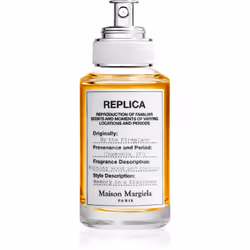 L’eau de toilette unisexe Maison Margiela Replica By the Fireplace développe une atmosphère chaleureuse très cosy. Elle éveil ...