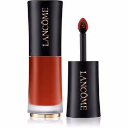 Offrez à vos lèvres un look éclatant et soulignez leur beauté naturelle d’une belle teinte profonde et intense. Le rouge à lèvres liquide mat longue tenue Lancôme L’Absolu Rouge Drama Ink propose une excellente couvrance dès la première couche et crée un fini semi-mat très velouté. Grâce à sa forte concentration en pigments