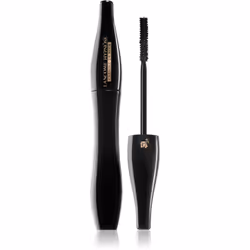 Un mascara iconique qui dépasse les limites de la perfection grâce à sa teinte ultra noire