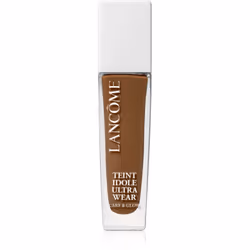 Un fond de teint illuminateur longue tenue, qui prend soin de la peau et la protège contre le soleil