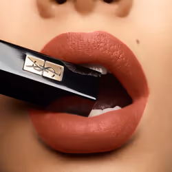 Rouge à lèvres The Slim Velvet Radical #321-maron fervent
