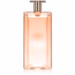 Profitez d’un agréable envoûtement floral tout au long de la journée. L’eau de toilette Lancôme Idôle regorge de milliers de ...