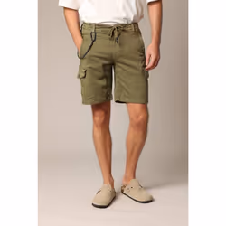 Short bermuda avec poches cargo, mousqueton et patch arrière CEMI