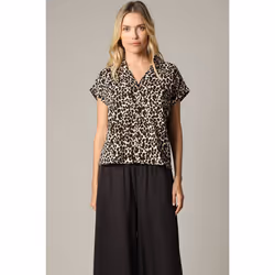 Blouse ALIZIA 100% polyester à la coupe droite avec imprimé ALIZIA