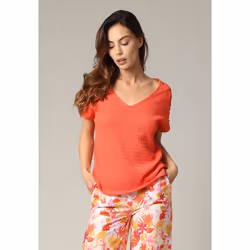 T-shirt texturé à col V avec manches ornées de boutons KAMILI