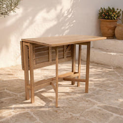 Ensemble table carrée pliante FERRET 90x90 cm avec lot de 4 fauteuils ARAWA empilables - Bois acacia FSC - 4 personnes