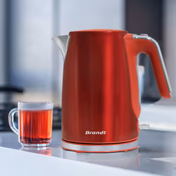 Brandt BO1703R bouilloire 1,7 L 2200 W Rouge