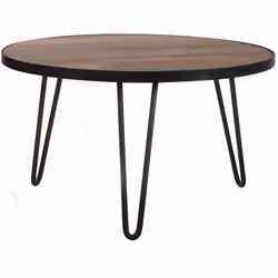 Belle, tendance et résistante... Vous auriez bien raison de craquer pour cette table basse industrielle ATELIER ! Simple en a ...