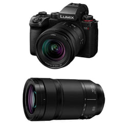 Panasonic appareil photo hybride lumix s5 mark II + 20-60mm f/3.5-5.6 + 70-300mm f/4.5-5.6
