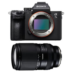 Sony appareil photo hybride alpha 7 III + tamron objectif 28-300mm f/4-7-1 di III vc vxd