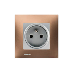 Prise 2P+T Silver Delta Viva + Plaque Métal Marron - SIEMENS