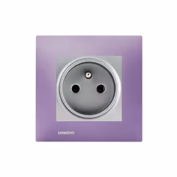Prise 2P+T Silver Delta Viva + Plaque Violet Un design contemporain et un grand choix de coloris La gamme d'appareillage modu ...