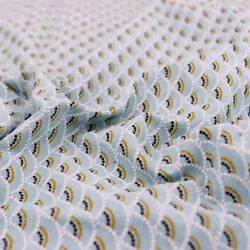 Tissu coton motif géométrique KOI vert Mthe