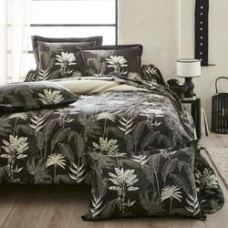 Linnea Cayenne housse de couette Noir Satin 260 x 240 cm