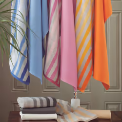 Linnea Pure stripes serviette à main Orange 50 x 100 cm