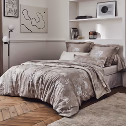 Linnea Cayenne, Beige, Satin, 125 g/m², Cayenne, France, 50 x 70 cm