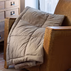 Edredon en polyester et microfibre 140x160 cm LAZY marron muscade