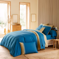 Parure de lit 2 pièces : housse 140x200 cm et taie 50x70 cm en percale de coton LINOA bleu cobalt Ambiance moderne avec cette ...