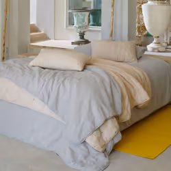 Chemin de lit en mousseline de coton 80x200 cm ANDROS bleu marine Découvrez la collection Andros, une gamme raffinée dédiée à ...