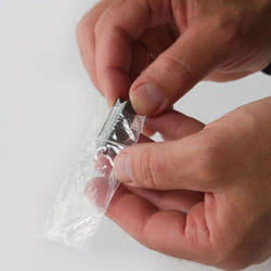 Enveloppebulle - Lot de 100 Sachets plastiques à fermeture zip 40x60mm standard 50µ