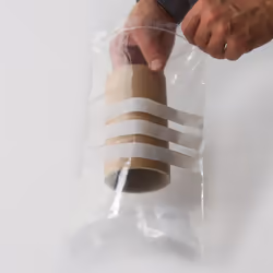 - avec 3 bandes blanches imprimées pour faciliter l'écriture et l'identifiction de vos produits. - Qualité standard = épaisse ...