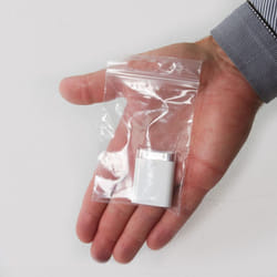 Enveloppebulle - Lot de 100 Sachets plastiques à fermeture zip 70x100mm avec trou de suspension
