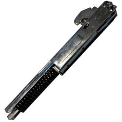 Charnière (256822-31634) (AS6010976, 74X4994) Four, cuisinière brandt, sauter Fagor de dietrich, thermor