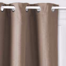 Avec son tombé et sa couleur chic, il apportera de l'élégance et du cachet à votre intérieur. Isolant, grâce à son épaisseur ...