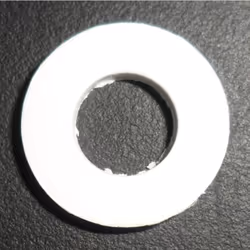 Entretoise porte pour Réfrigérateur. Référence de la pièce : 92433309, Marque : CANDY.