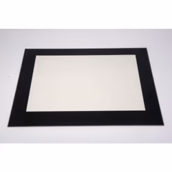Vitre inférieur 493x435 mm pour Four. Référence de la pièce : 480121101609, Marque : WHIRLPOOL. Couleur de la pièce : Noir.