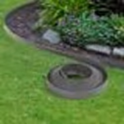IDMARKET Bordurette de jardin flexible 10 M gris anthracite hauteur 5 CM + 30 piquets