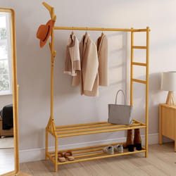 IDMARKET Portant vêtements bambou RITA avec porte-manteaux et étagères