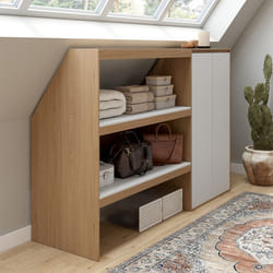 Ensemble étagère 2 niveaux + armoire 2 portes sous pente TOMI hêtre et blanc
