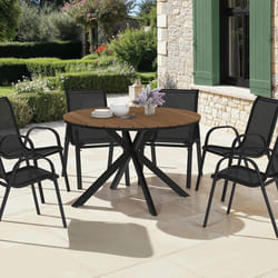 IDMARKET Salon de jardin MESSINA table ronde 120 cm pied araignée plateau effet bois et 6 chaises empilables noires