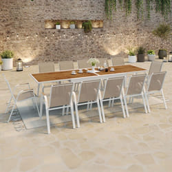 IDMARKET Salon de jardin NOUMEA table extensible 135/270 CM plateau verre trempé effet bois et 12 chaises empilables blanc et bois