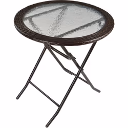 Apportez une touche d'élégance à votre intérieur ou extérieur avec cette superbe table bistro ronde dim. Ø 68 x 73H cm. En mé ...