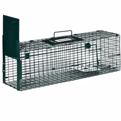 Ce piège de capture pour petits animaux est d'une redoutable efficacité. Doté d'une porte, d'une poignée et d'une plateforme  ...