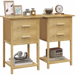 Ajoutez une touche de style nordique à votre chambre avec ces tables de nuit HOMCOM. Chaque bout de canapé dispose de deux ti ...