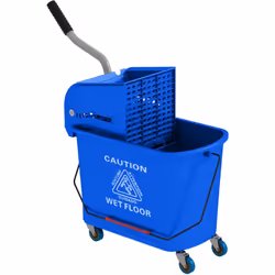 Ce chariot de nettoyage lavage sur roulettes vous facilitera grandement vos ménages ! Equipé d'un essoreur et d'un séparateur ...