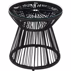 La table d'appoint extérieure Outsunny en résine tressée imitation rotin, idéale pour l'extérieur avec un style boho moderne. ...