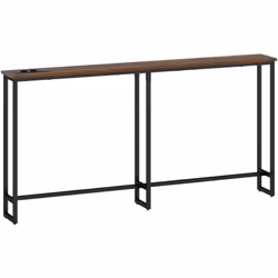 Découvrez la table console étroite HOMCOM, idéale pour petits espaces avec deux prises AC, ports USB/USB-C. Profil fin pour u ...