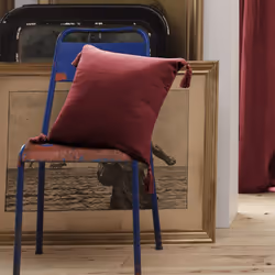 Altobuy - ourea - Coussin Déhoussable 40x40cm avec Pompons Gaze de Coton Lie de Vin - Bordeaux